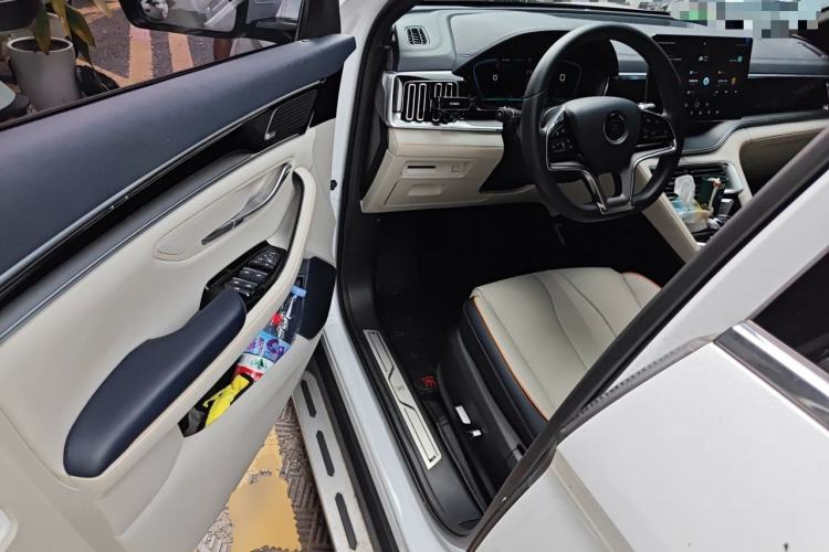 Used BYD Song PLUS New Energy 2021 DM-i 110KM Flagship PLUS Driver Seat