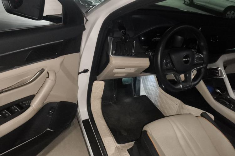 Used BYD Song PLUS New Energy 2021 DM-i 110KM Flagship PLUS Driver Seat