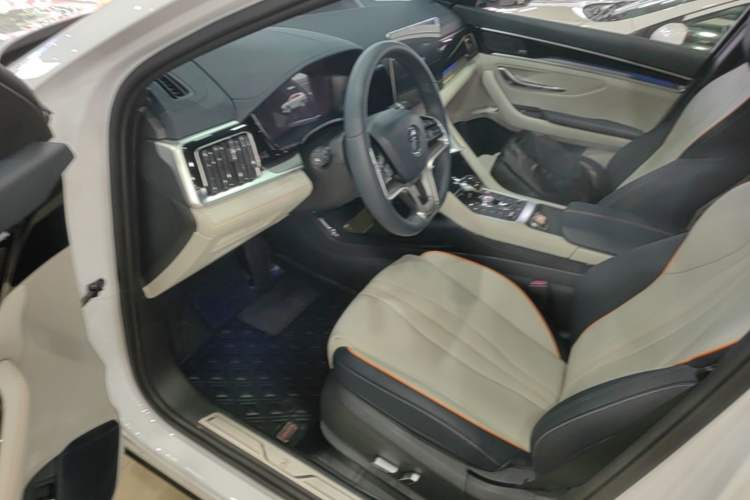 Used BYD Song PLUS New Energy 2021 DM-i 110KM Flagship PLUS Driver Seat
