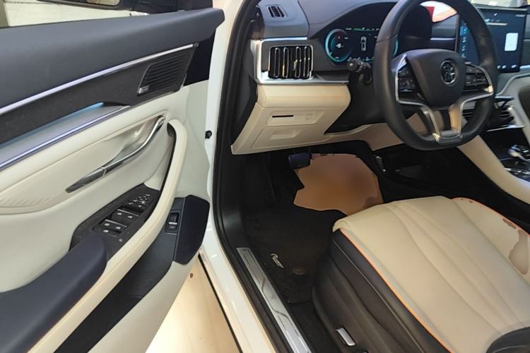 Used BYD Song PLUS New Energy 2021 DM-i 110KM Flagship PLUS Driver Seat