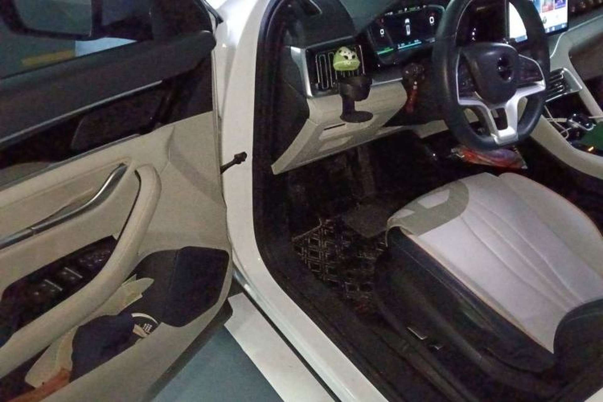 Used BYD Song PLUS New Energy 2021 EV Deluxe Model Driver Seat