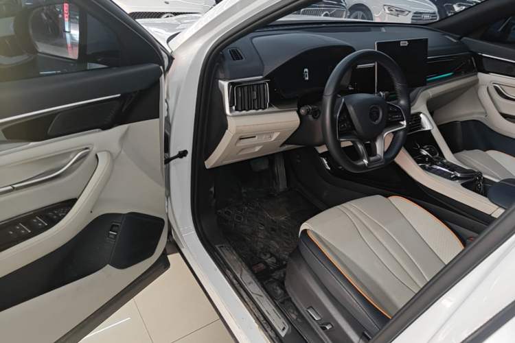 Used BYD Song PLUS New Energy 2021 DM-i 110KM Flagship PLUS Driver Seat