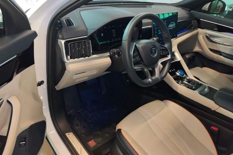 Used BYD Song PLUS New Energy 2021 DM-i 110KM Flagship PLUS Driver Seat