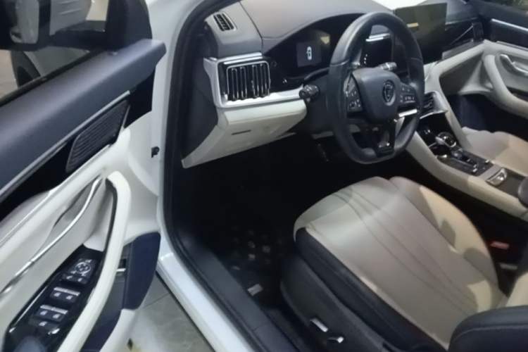 Used BYD Song PLUS New Energy 2021 DM-i 110KM Flagship Model Driver Seat