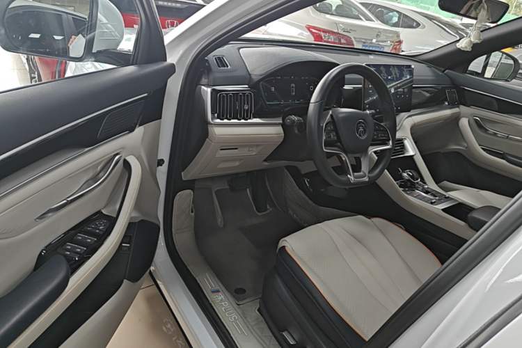 Used BYD Song PLUS New Energy 2021 DM-i 110KM Flagship PLUS Driver Seat
