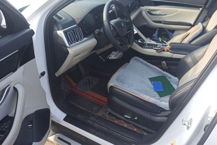 Used BYD Song PLUS New Energy 2021 DM-i 110KM Flagship Model Driver Seat