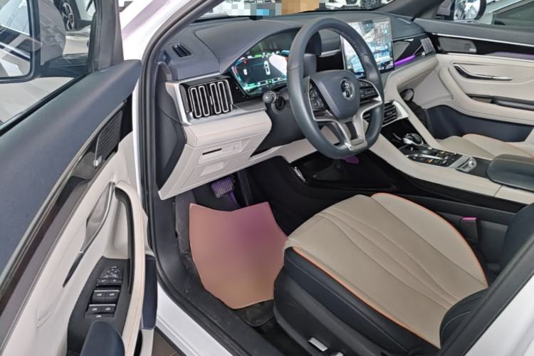 Used BYD Song PLUS New Energy 2021 DM-i 51KM Prestige Model Driver Seat