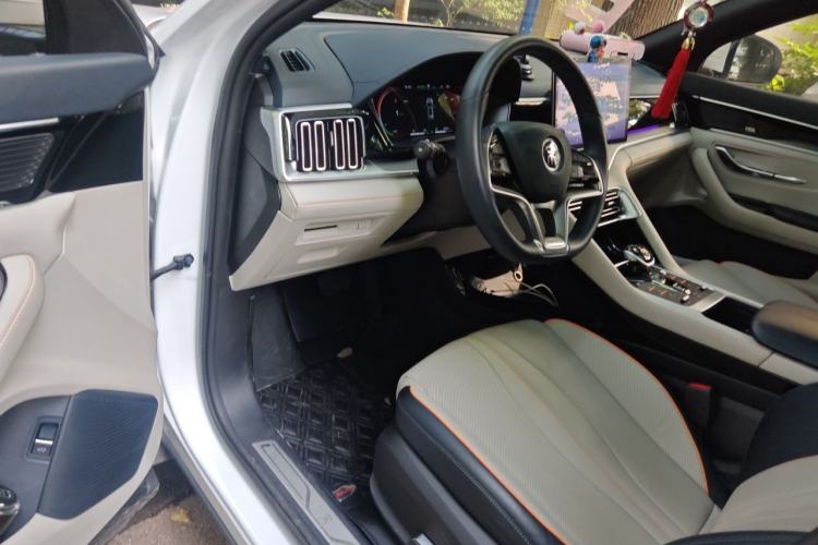 Used BYD Song PLUS New Energy 2021 DM-i 110KM Flagship PLUS Driver Seat
