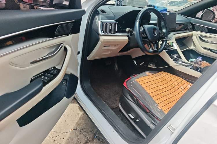 Used BYD Song PLUS New Energy 2021 DM-i 110KM Flagship Model Driver Seat