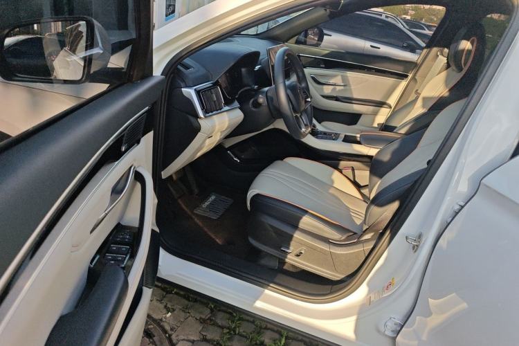 Used BYD Song PLUS New Energy 2021 DM-i 51KM Prestige Model Driver Seat