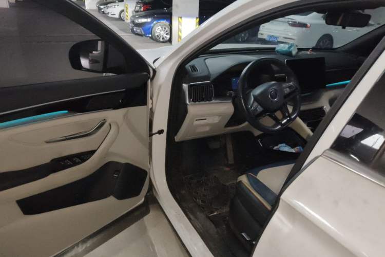 Used BYD Song PLUS New Energy 2021 DM-i 110KM Flagship Model Driver Seat