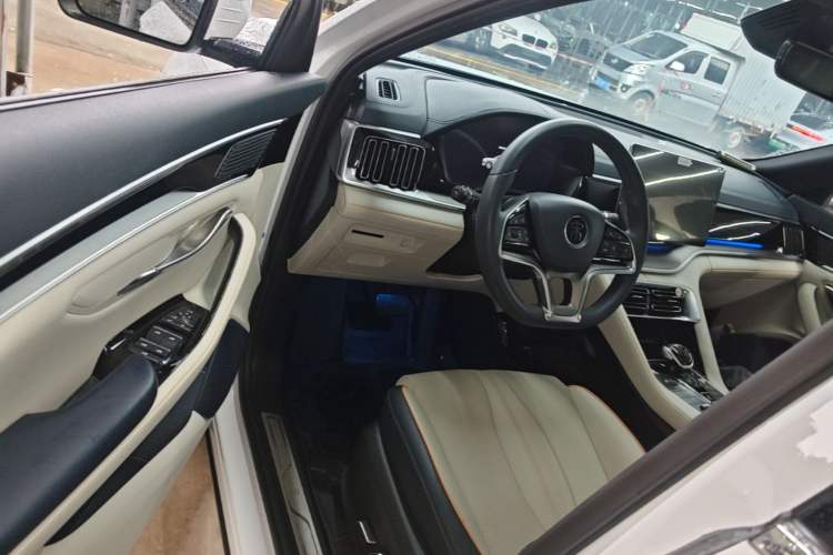 Used BYD Song PLUS New Energy 2021 DM-i 110KM Flagship PLUS Driver Seat