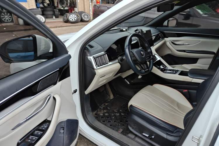 Used BYD Song PLUS New Energy 2021 DM-i 110KM Flagship Model Driver Seat