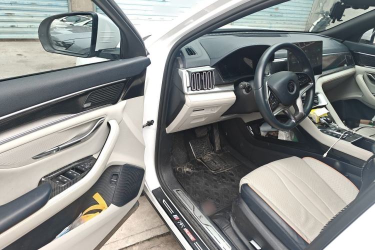 Used BYD Song PLUS New Energy 2021 DM-i 110KM Flagship PLUS 5G Edition Driver Seat