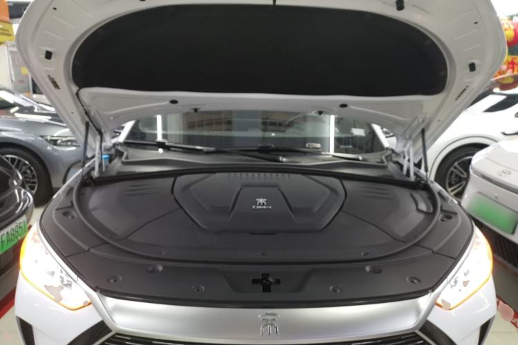 Used BYD Song PLUS New Energy 2021 DM-i 100KM Four-Wheel Drive Flagship PLUS Engine Bay