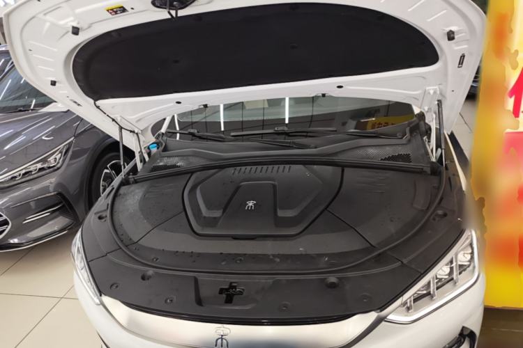 Used BYD Song PLUS New Energy 2021 EV Flagship Model Engine Bay