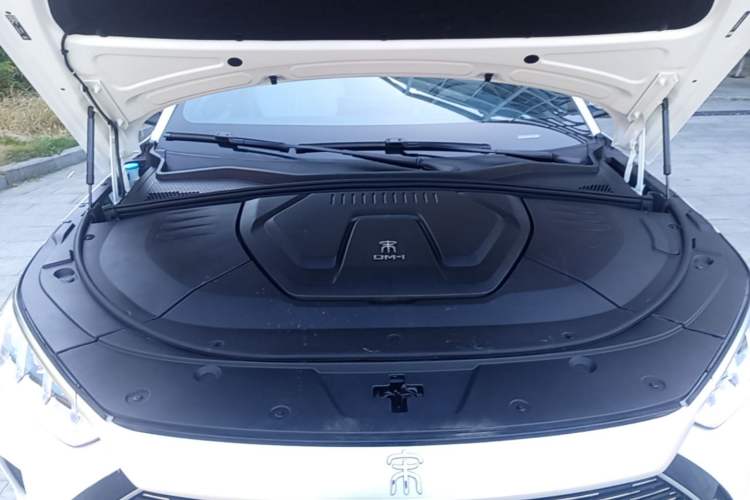 Used BYD Song PLUS New Energy 2021 DM-i 110KM Flagship PLUS Engine Bay