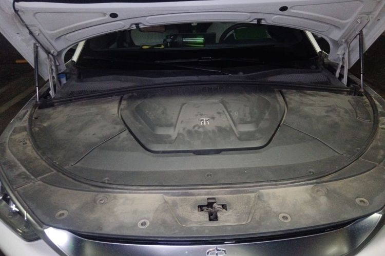 Used BYD Song PLUS New Energy 2021 EV Flagship Model Engine Bay
