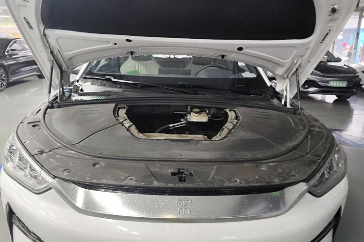 Used BYD Song PLUS New Energy 2021 EV Flagship Model Engine Bay