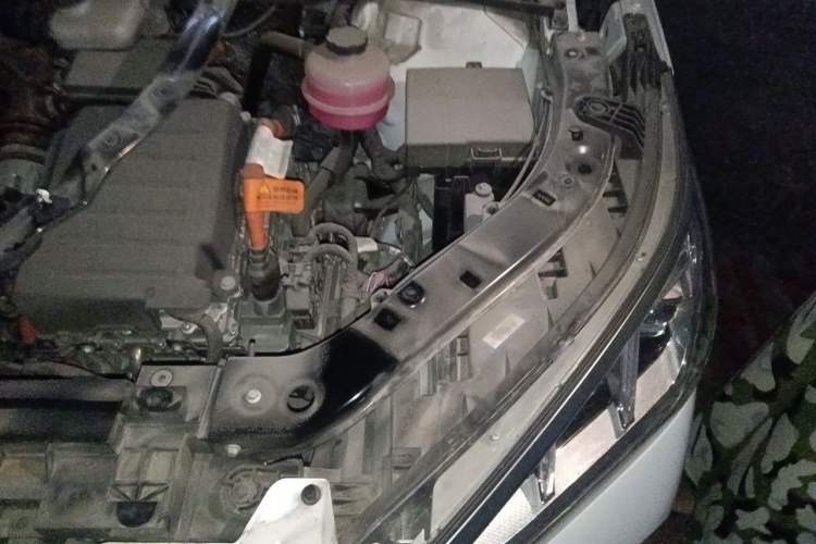 Used BYD Song PLUS New Energy 2021 DM-i 110KM Flagship PLUS Engine Bay Left