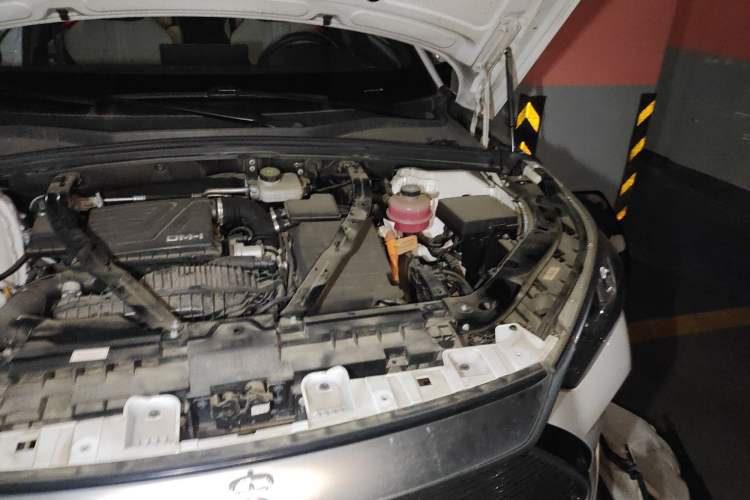 Used BYD Song PLUS New Energy 2021 DM-i 51KM Prestige Model Engine Bay Left