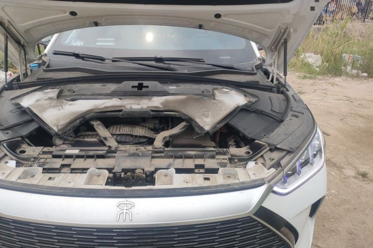 Used BYD Song PLUS New Energy 2021 DM-i 51KM Prestige Model Engine Bay Left
