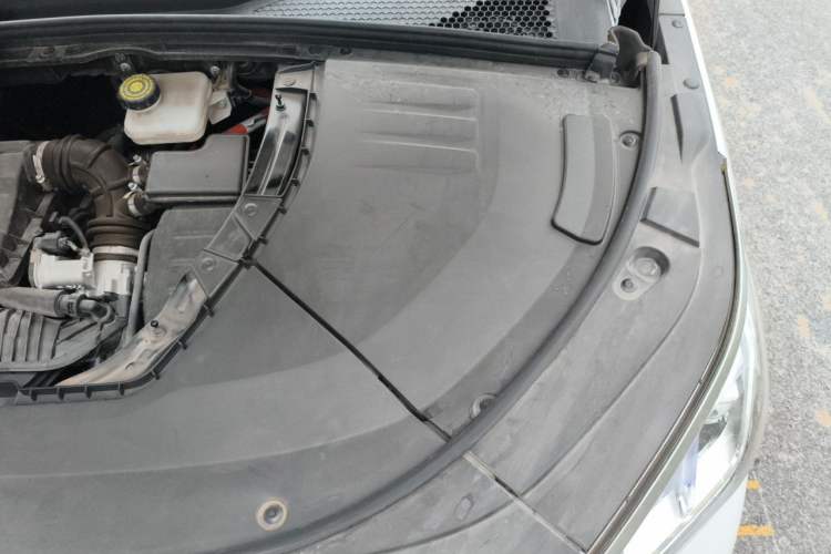 Used BYD Song PLUS New Energy 2021 DM-i 110KM Flagship PLUS Engine Bay Left