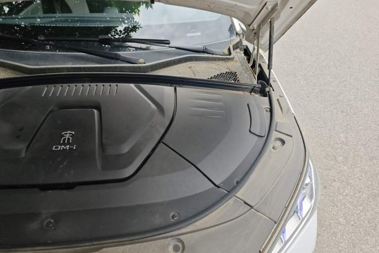 Used BYD Song PLUS New Energy 2021 DM-i 51KM Prestige Model Engine Bay Left
