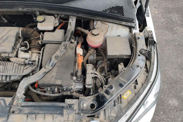 Used BYD Song PLUS New Energy 2021 DM-i 51KM Prestige Model Engine Bay Left