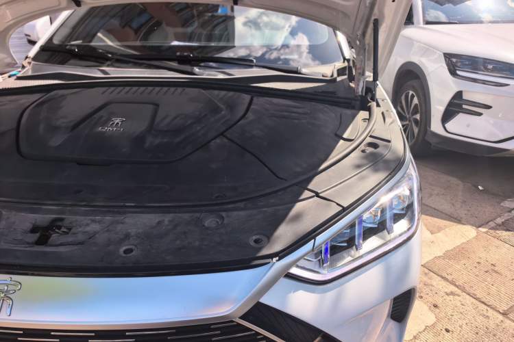 Used BYD Song PLUS New Energy 2021 DM-i 110KM Flagship PLUS Engine Bay Left