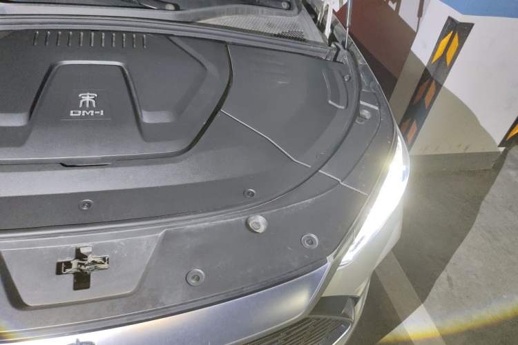 Used BYD Song PLUS New Energy 2021 DM-i 110KM Flagship PLUS Engine Bay Left