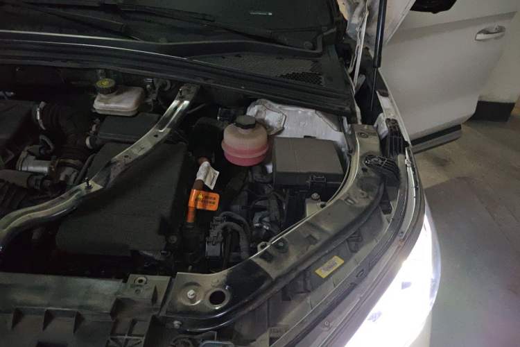 Used BYD Song PLUS New Energy 2021 DM-i 110KM Flagship Model Engine Bay Left