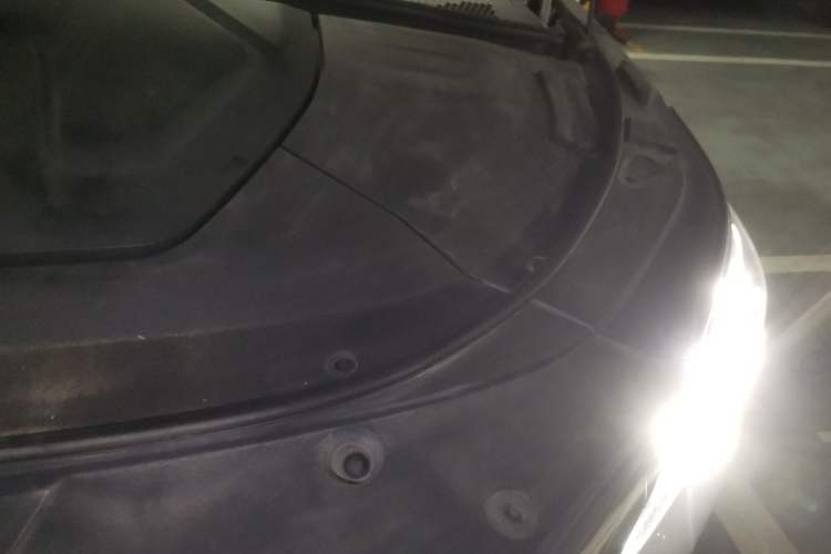Used BYD Song PLUS New Energy 2021 EV Flagship Model Engine Bay Left