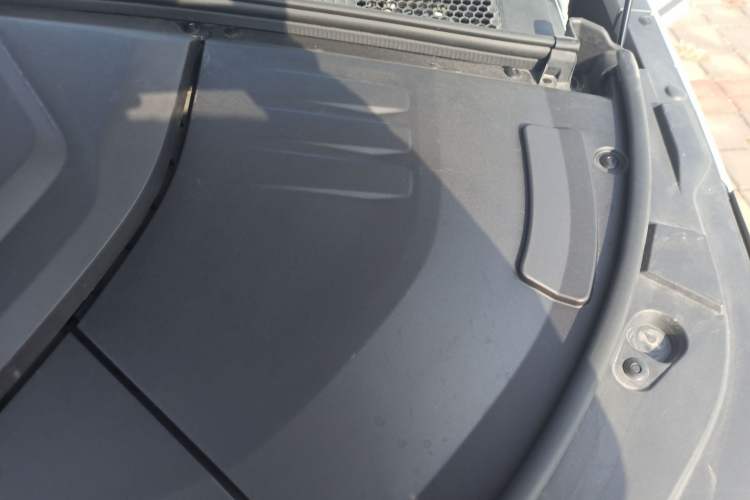 Used BYD Song PLUS New Energy 2021 DM-i 110KM Flagship Model Engine Bay Left