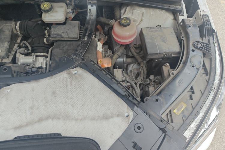 Used BYD Song PLUS New Energy 2021 DM-i 51KM Prestige Model Engine Bay Left