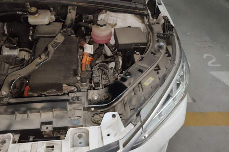 Used BYD Song PLUS New Energy 2021 DM-i 110KM Flagship Model Engine Bay Left