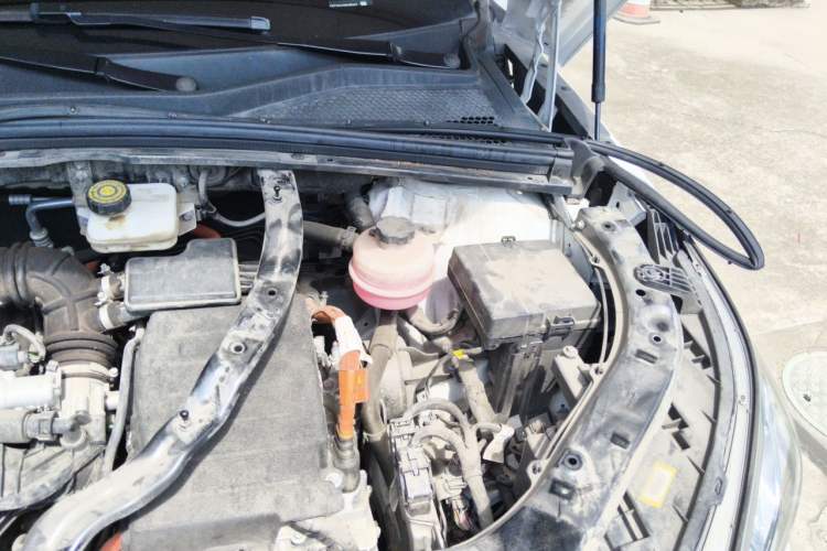 Used BYD Song PLUS New Energy 2021 DM-i 51KM Prestige Model Engine Bay Left