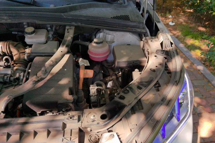 Used BYD Song PLUS New Energy 2021 DM-i 110KM Flagship Model Engine Bay Left
