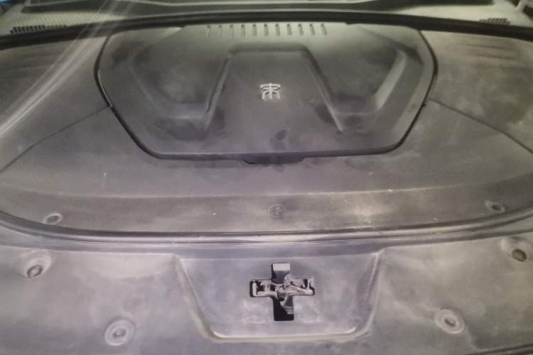 Used BYD Song PLUS New Energy 2021 EV Flagship Model Engine Bay