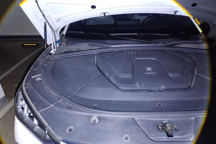 Used BYD Song PLUS New Energy 2021 DM-i 110KM Flagship Model Engine Bay Right