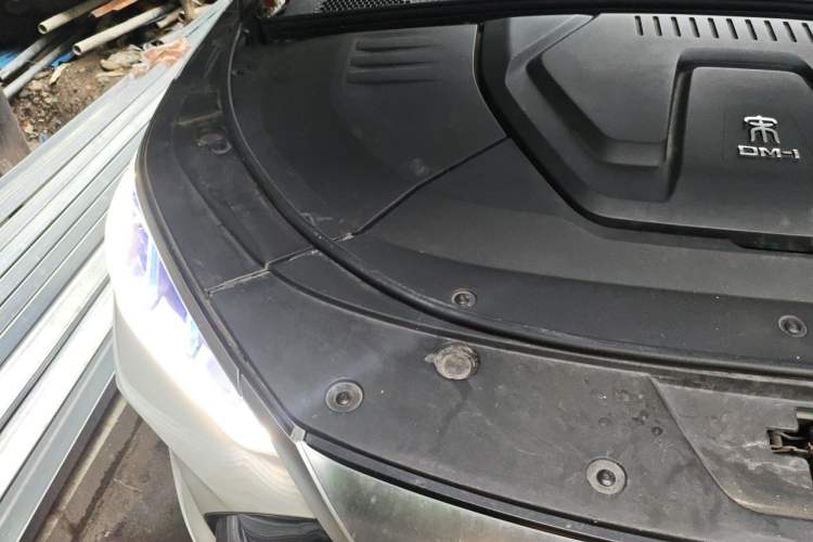 Used BYD Song PLUS New Energy 2021 DM-i 110KM Flagship PLUS Engine Bay Right