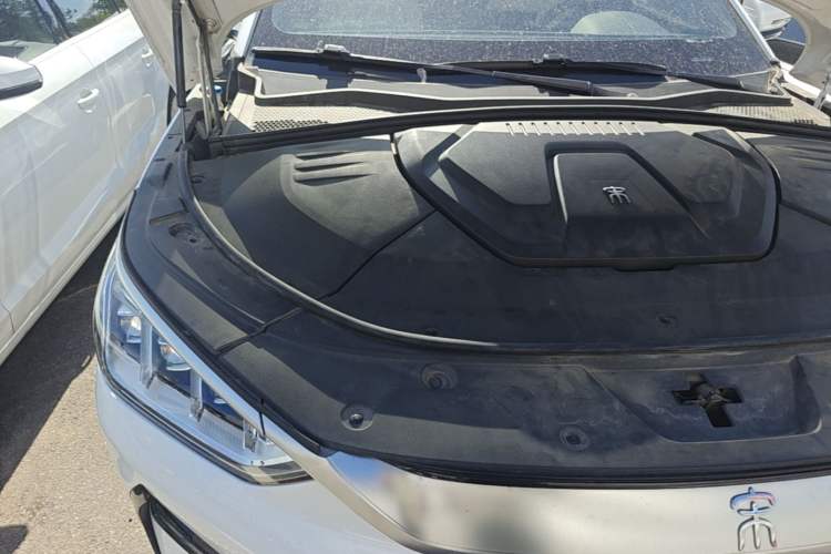 Used BYD Song PLUS New Energy 2021 EV Deluxe Model Engine Bay Right