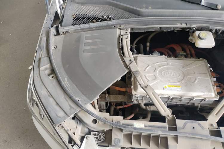 Used BYD Song PLUS New Energy 2021 EV Deluxe Model Engine Bay Right