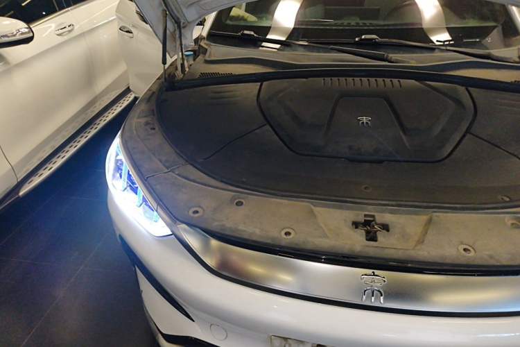 Used BYD Song PLUS New Energy 2021 EV Flagship Model Engine Bay Right