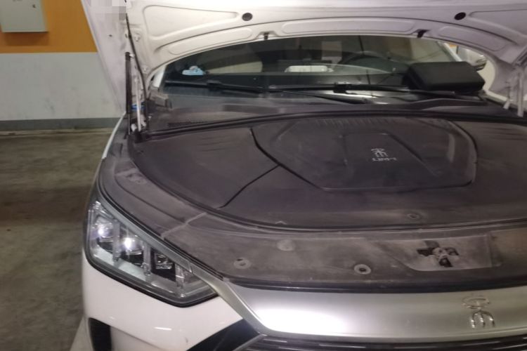 Used BYD Song PLUS New Energy 2021 DM-i 110KM Flagship PLUS Engine Bay Right