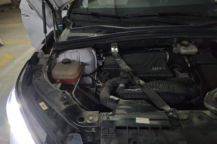 Used BYD Song PLUS New Energy 2021 DM-i 110KM Flagship Model Engine Bay Right