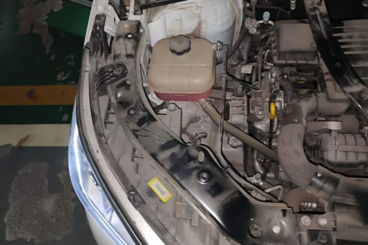 Used BYD Song PLUS New Energy 2021 DM-i 110KM Flagship Model Engine Bay Right