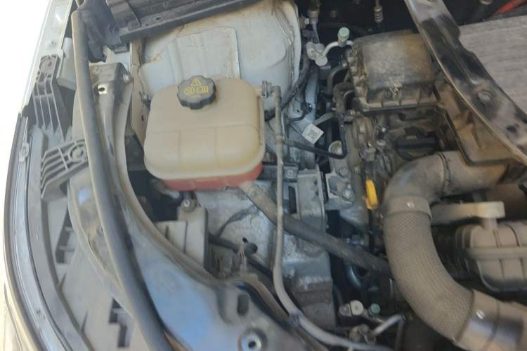 Used BYD Song PLUS New Energy 2021 DM-i 110KM Flagship PLUS Engine Bay Right