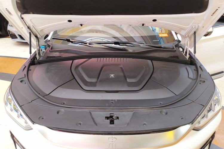 Used BYD Song PLUS New Energy 2021 EV Flagship Model Engine Bay