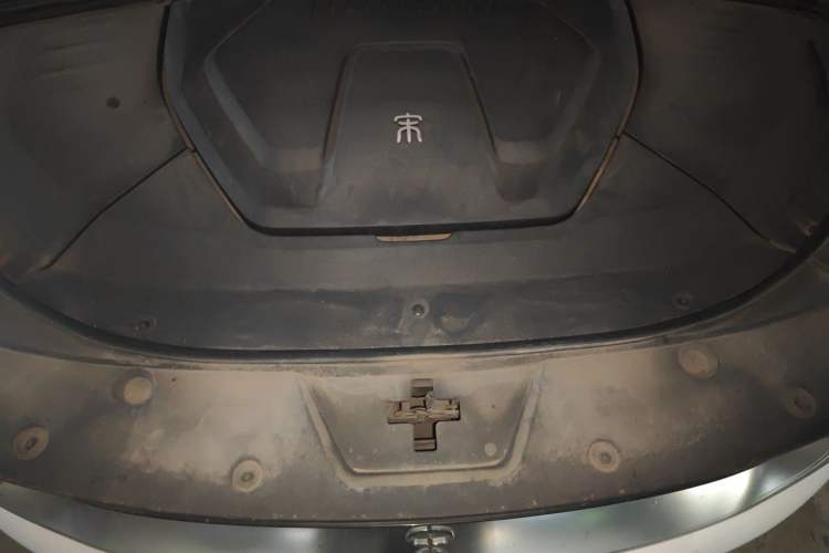 Used BYD Song PLUS New Energy 2021 EV Deluxe Model Engine Bay